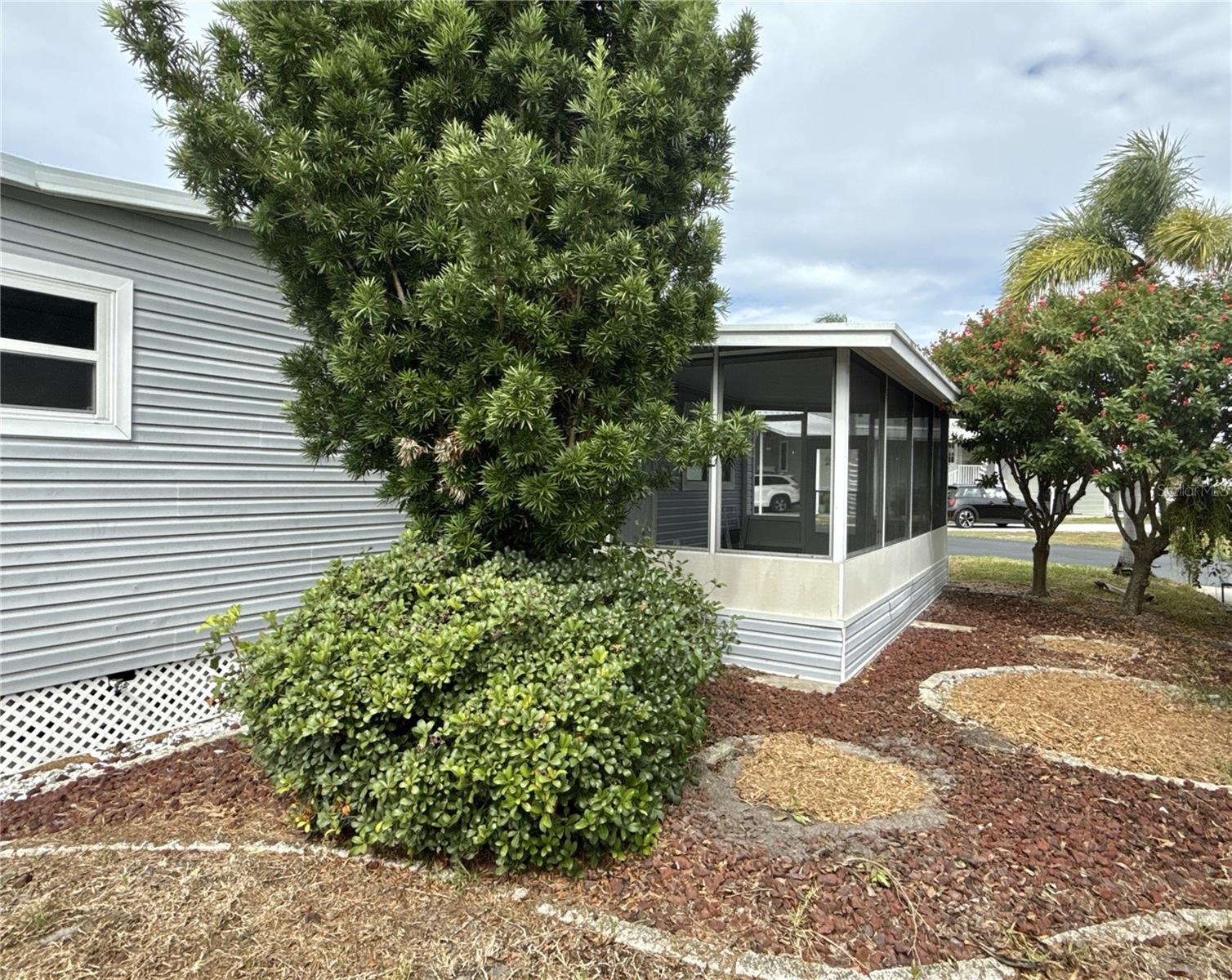 MOBEL AMERICANA MOBILE HOME PARK UNREC - Residential