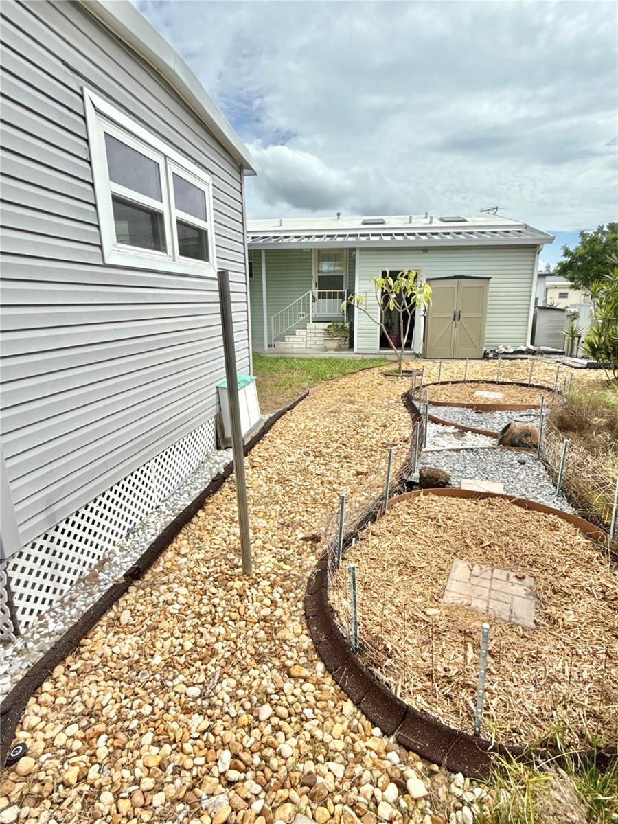 MOBEL AMERICANA MOBILE HOME PARK UNREC - Residential