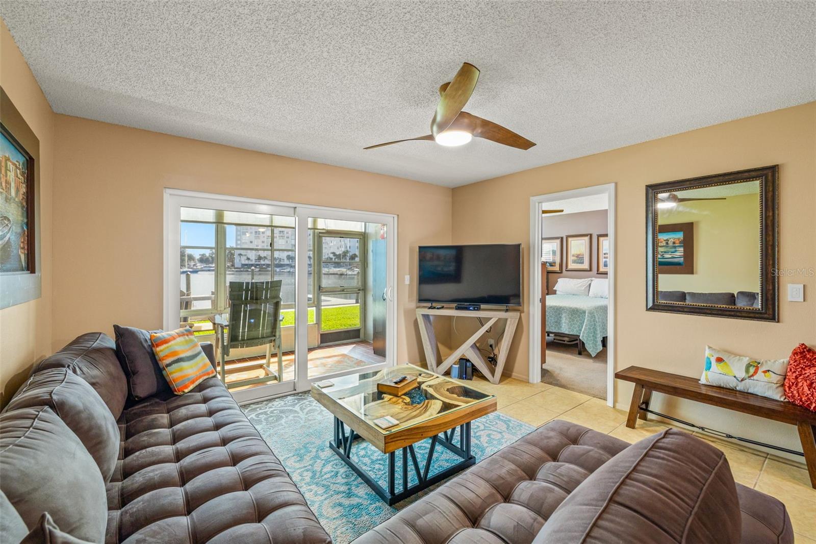 WINDWARD COVE CONDO - Residential