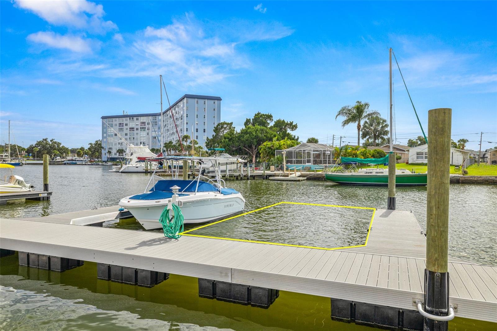 WINDWARD COVE CONDO - Residential