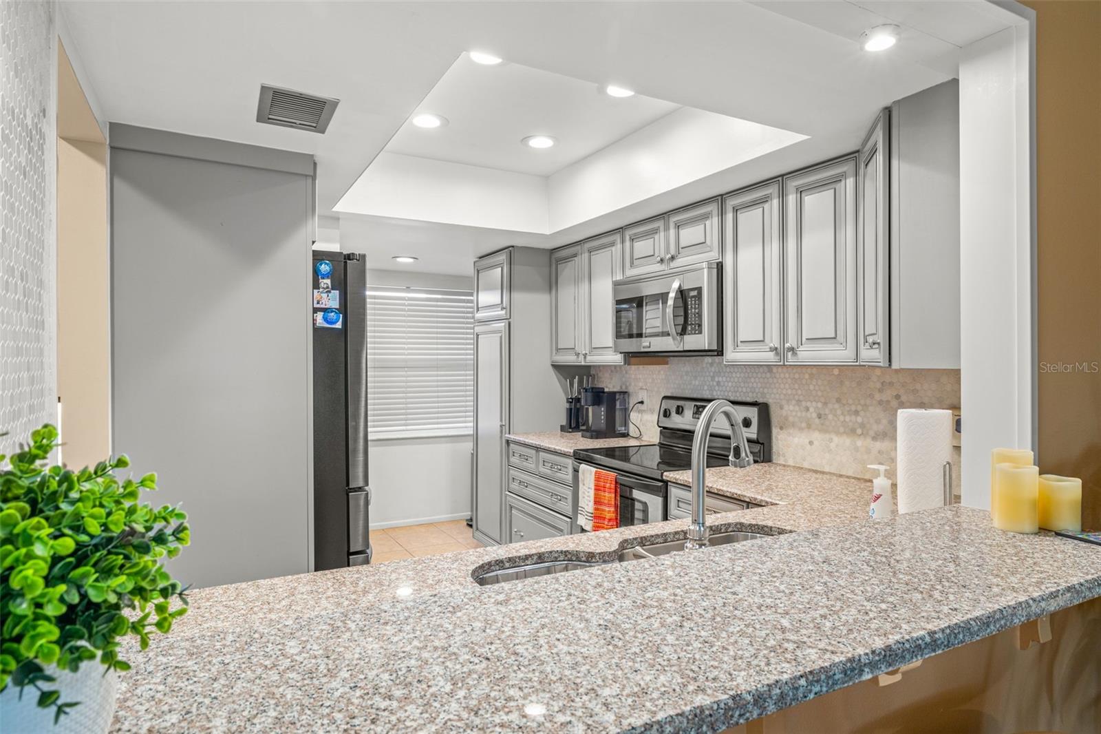 WINDWARD COVE CONDO - Residential