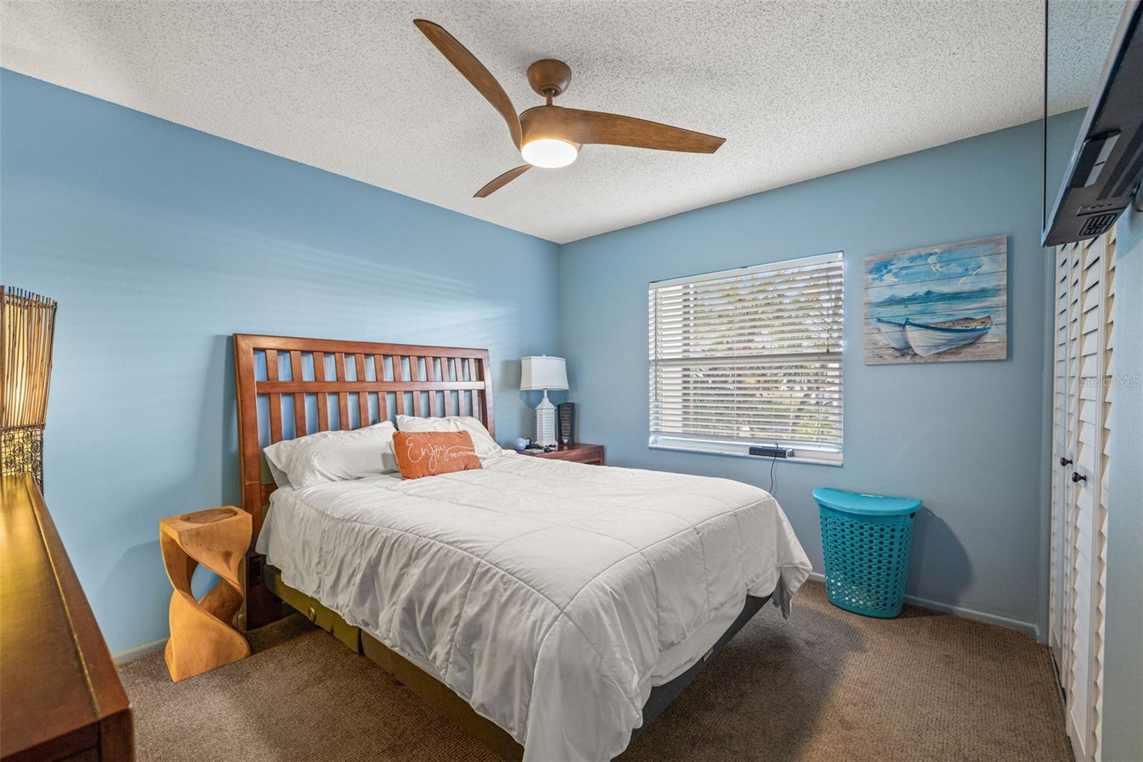 WINDWARD COVE CONDO - Residential