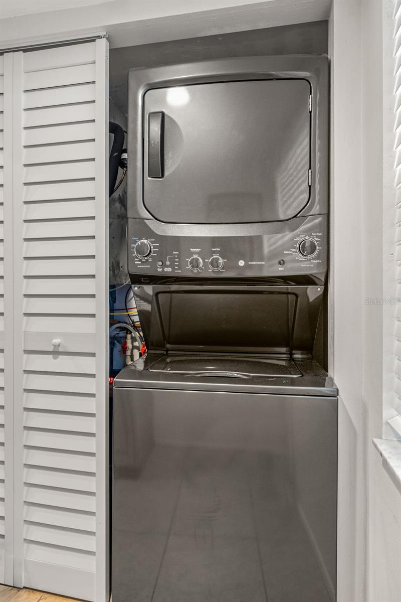 WINDWARD COVE CONDO - Residential