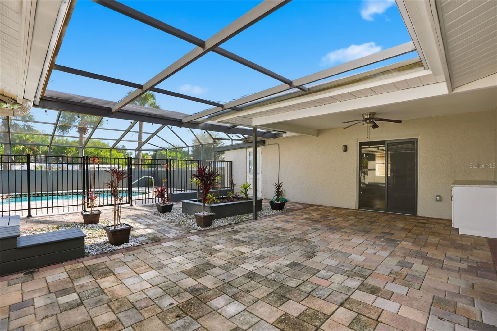 ORCHID LAKE VILLAG - Residential