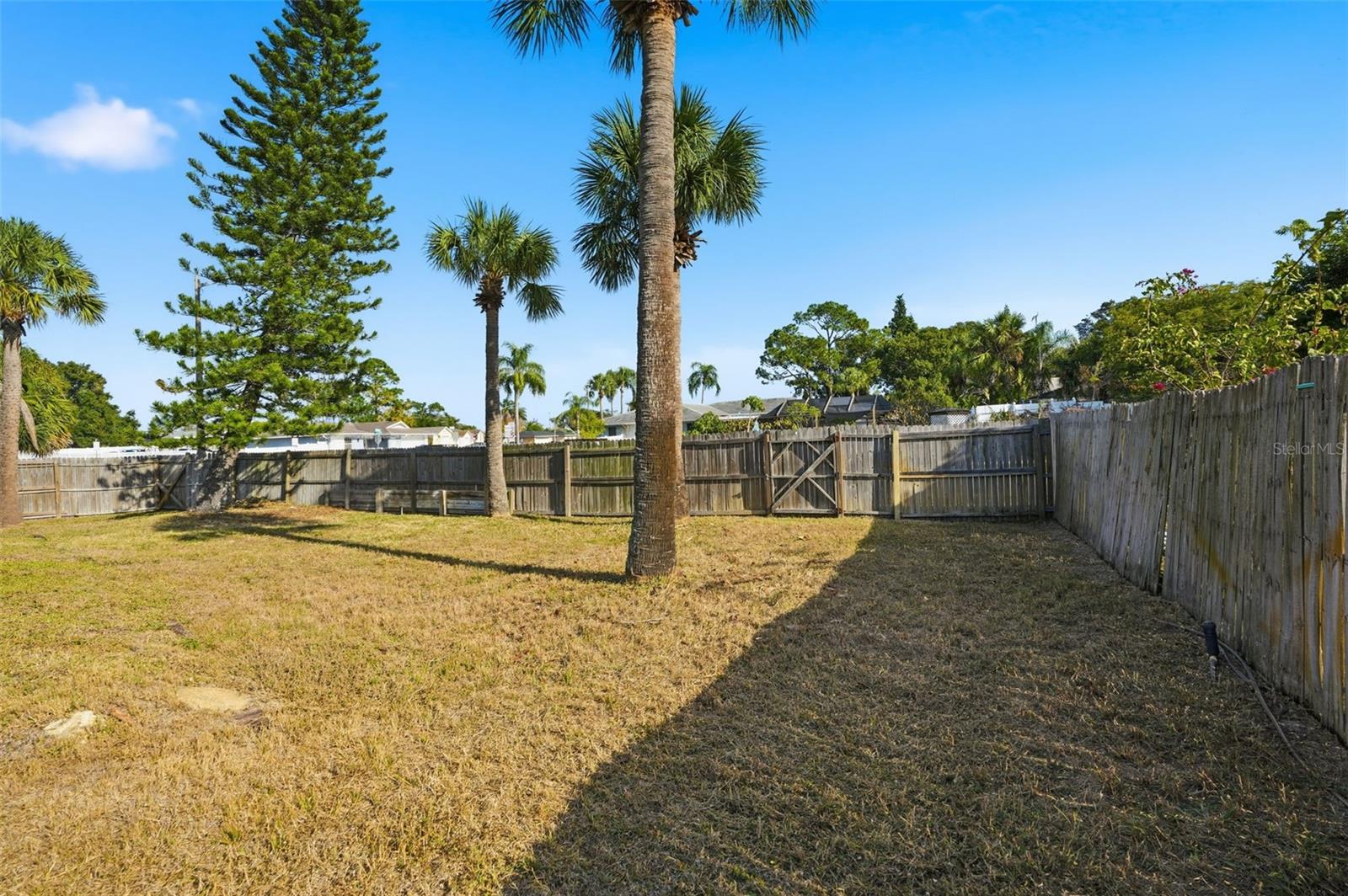 ORCHID LAKE VILLAG - Residential