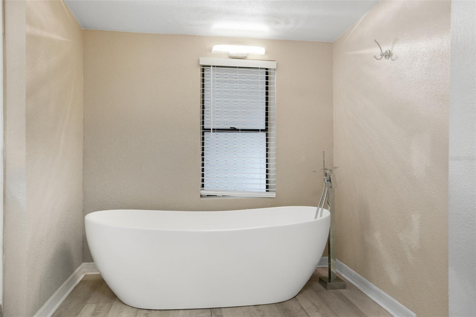 ORCHID LAKE VILLAG - Residential