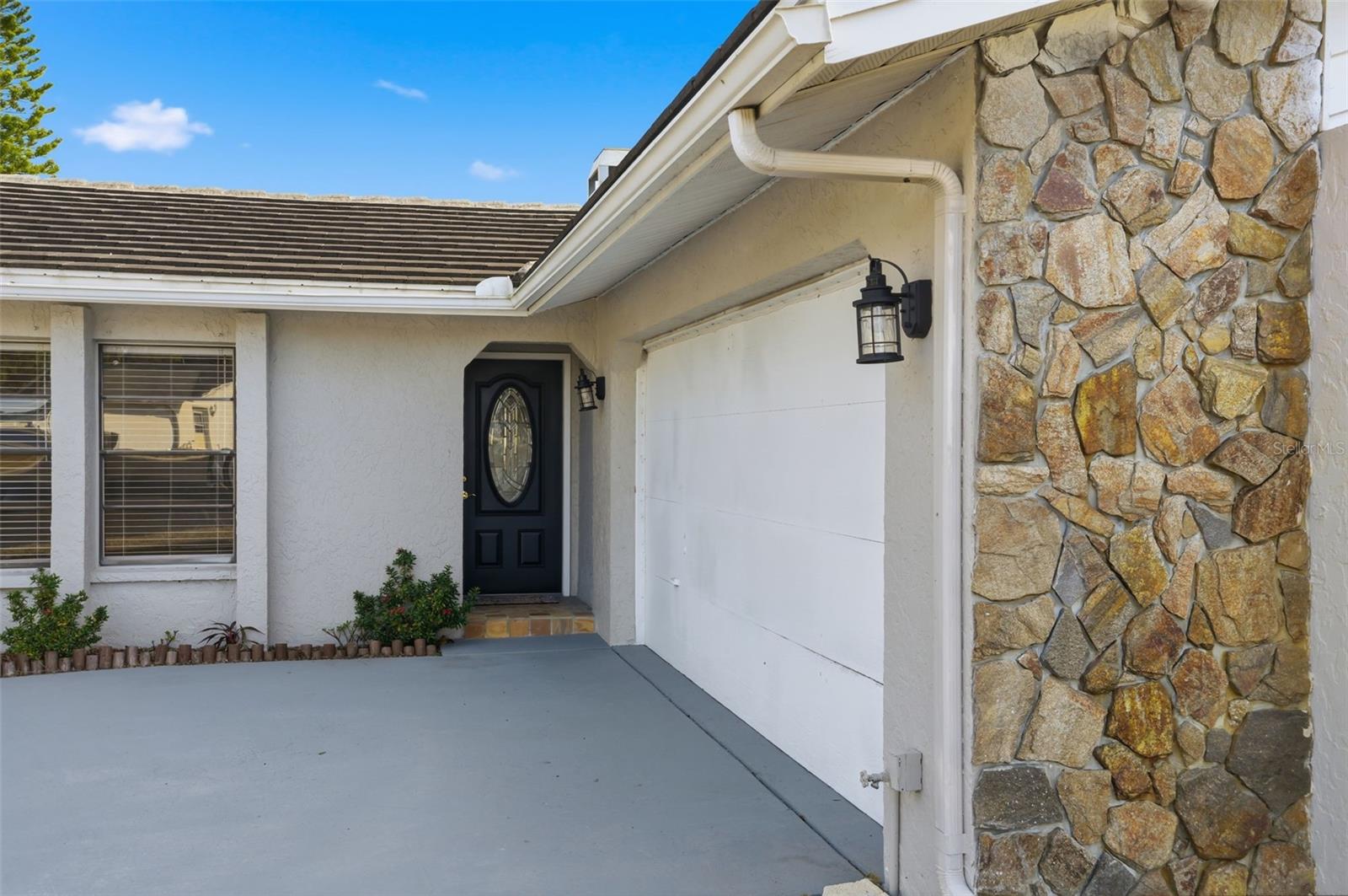 ORCHID LAKE VILLAG - Residential