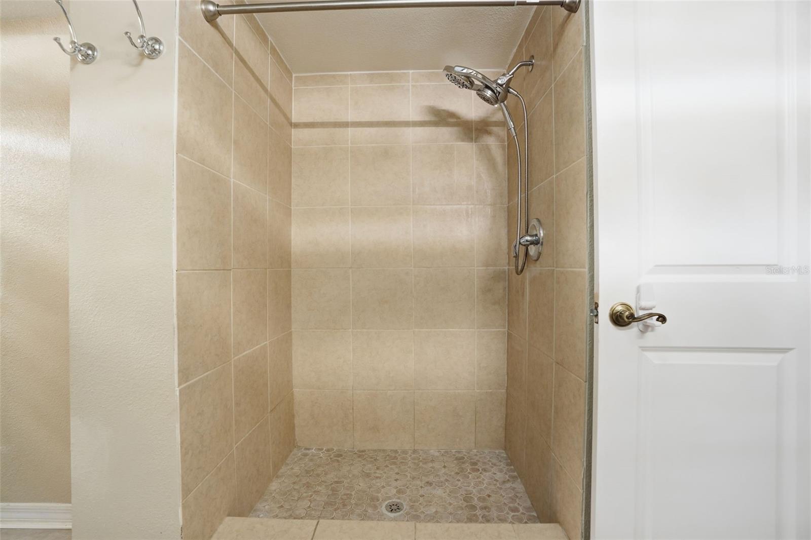 ORCHID LAKE VILLAG - Residential