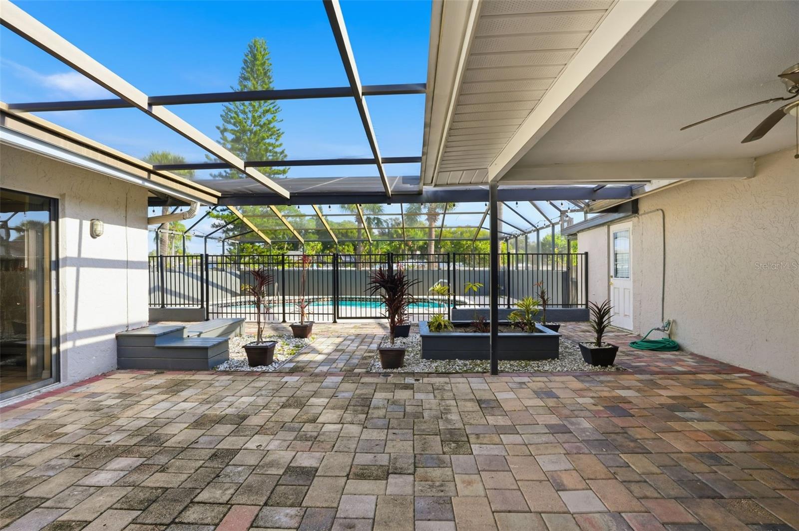 ORCHID LAKE VILLAG - Residential