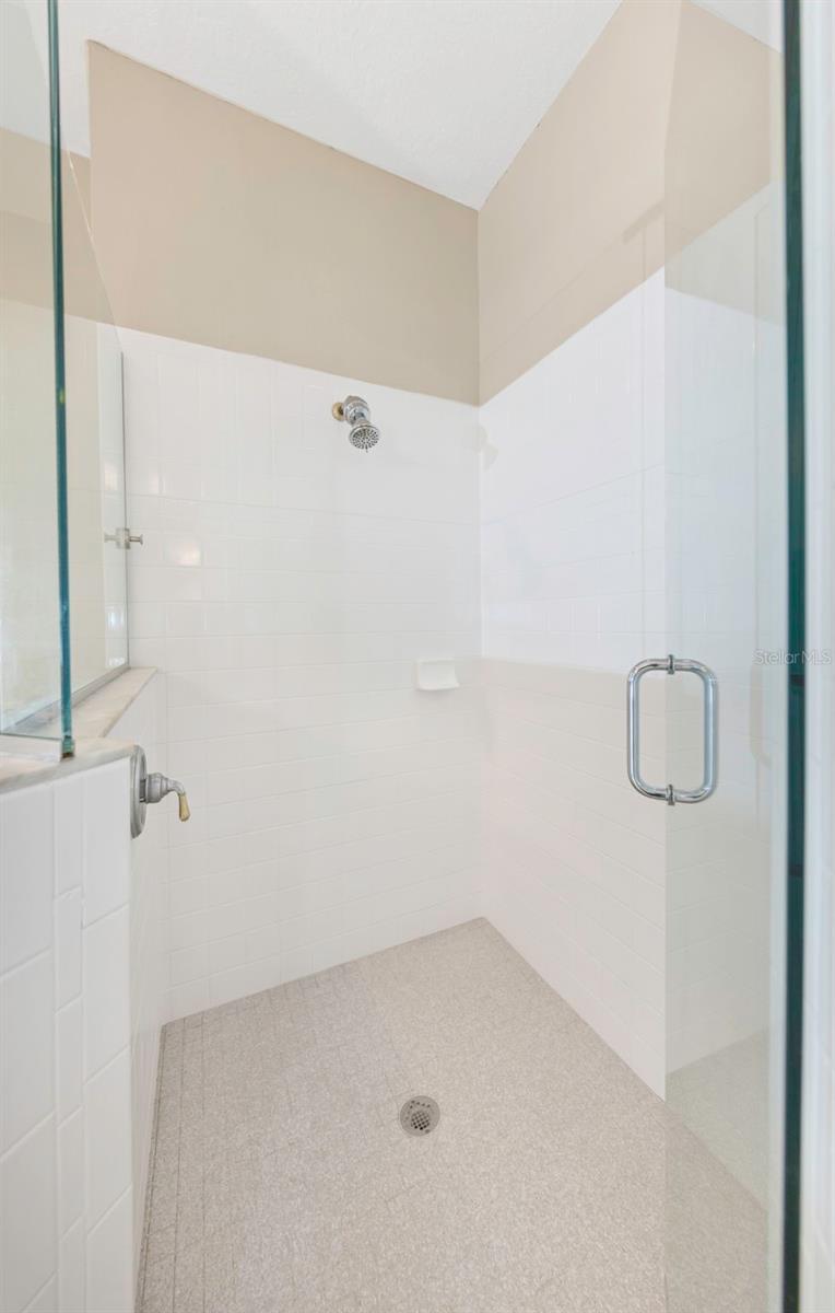 WESTCHASE SEC 371 - Residential