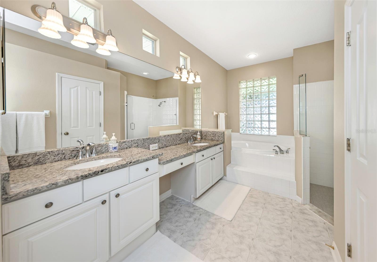 WESTCHASE SEC 371 - Residential