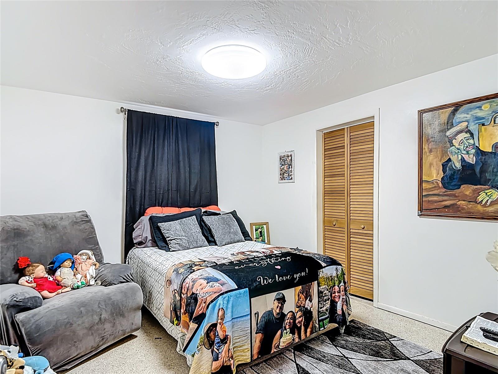 COUNTRY ESTATES - Residential