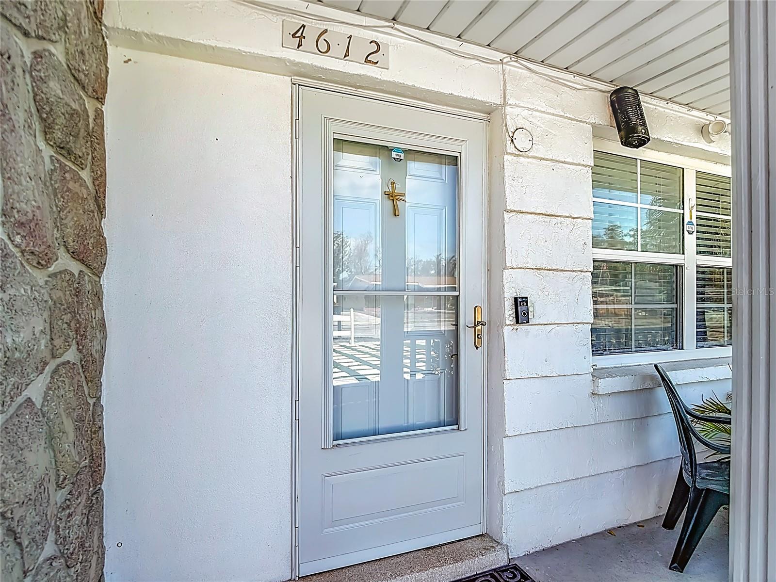 COUNTRY ESTATES - Residential