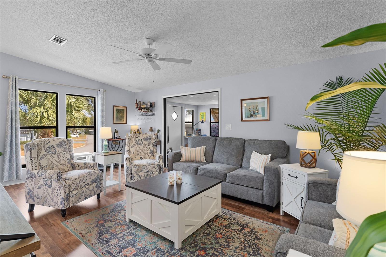 LADY LAKE ORANGE BLOSSOM GARDENS UNIT 10 - Residential