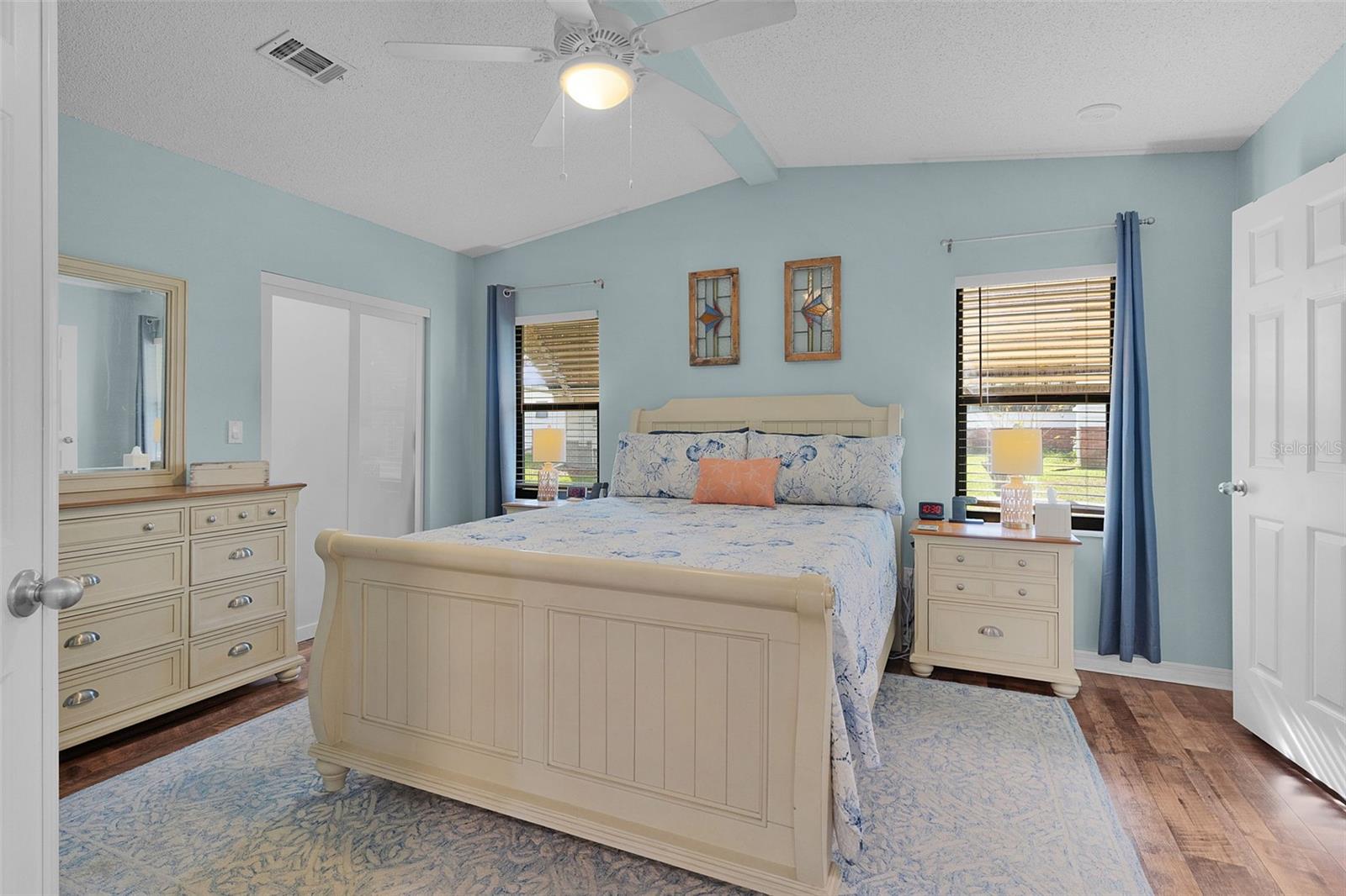 LADY LAKE ORANGE BLOSSOM GARDENS UNIT 10 - Residential