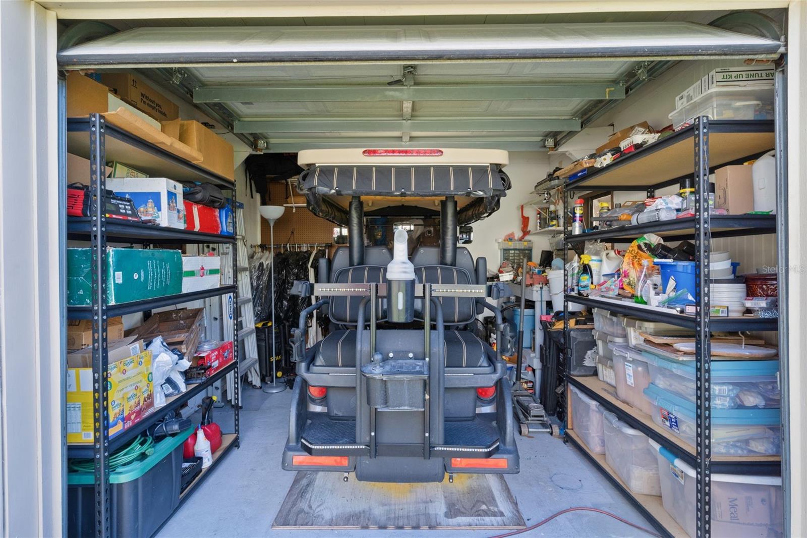 LADY LAKE ORANGE BLOSSOM GARDENS UNIT 10 - Residential