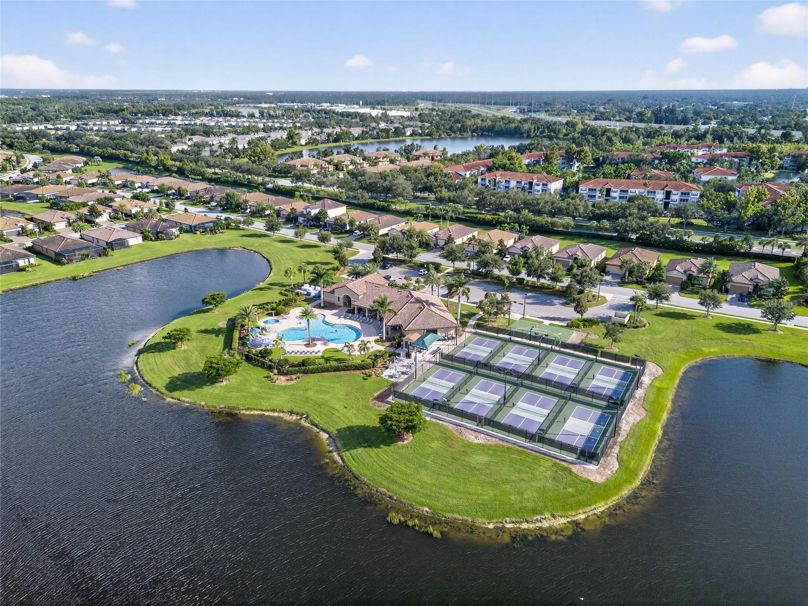 HERITAGE HARBOUR SUBPHASE J UNIT 3A - Residential Lease