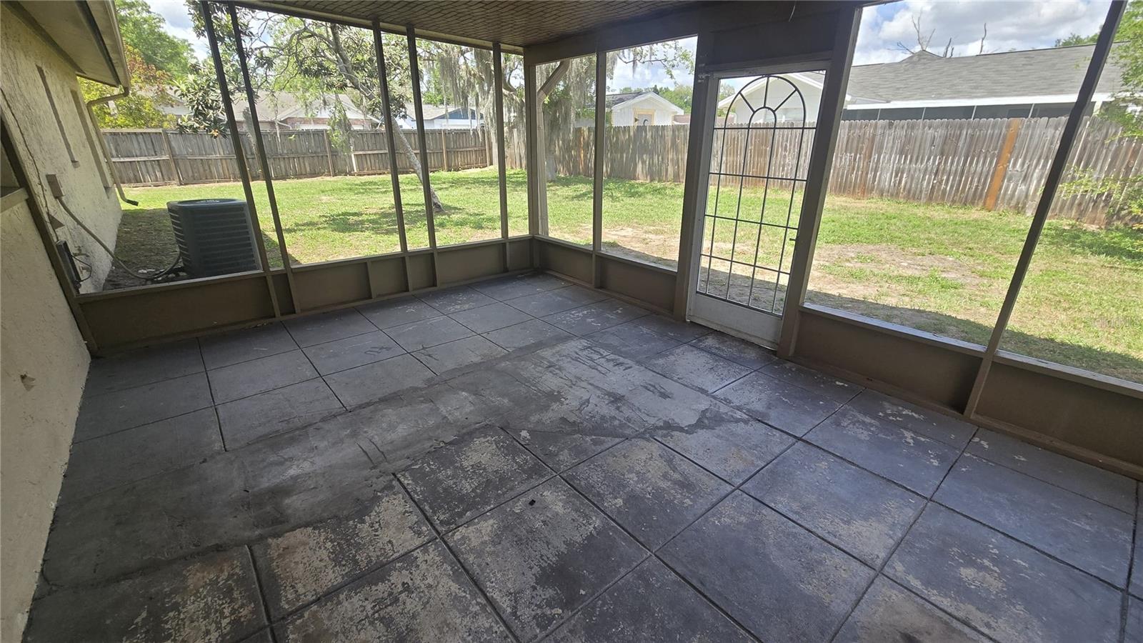 NORTH POINTE UNIT II - Residential