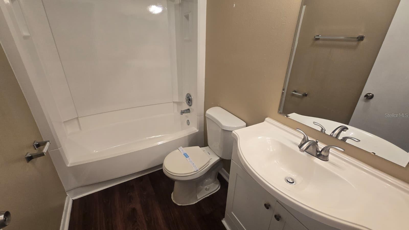 NORTH POINTE UNIT II - Residential