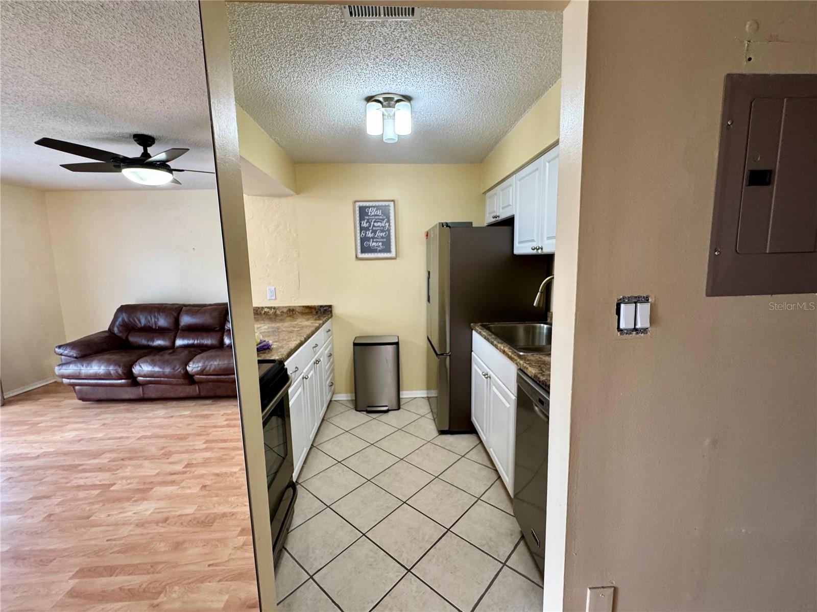 WOODSIDE VILLAGE CONDO - Residential