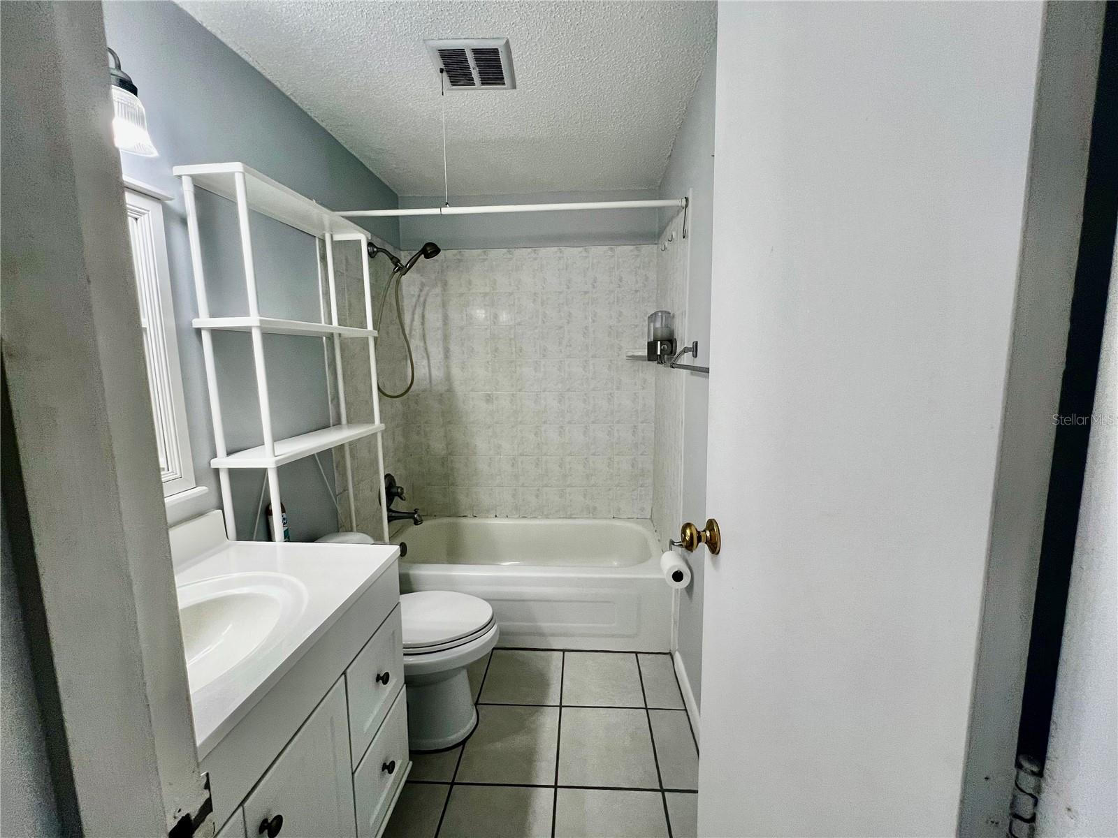 WOODSIDE VILLAGE CONDO - Residential