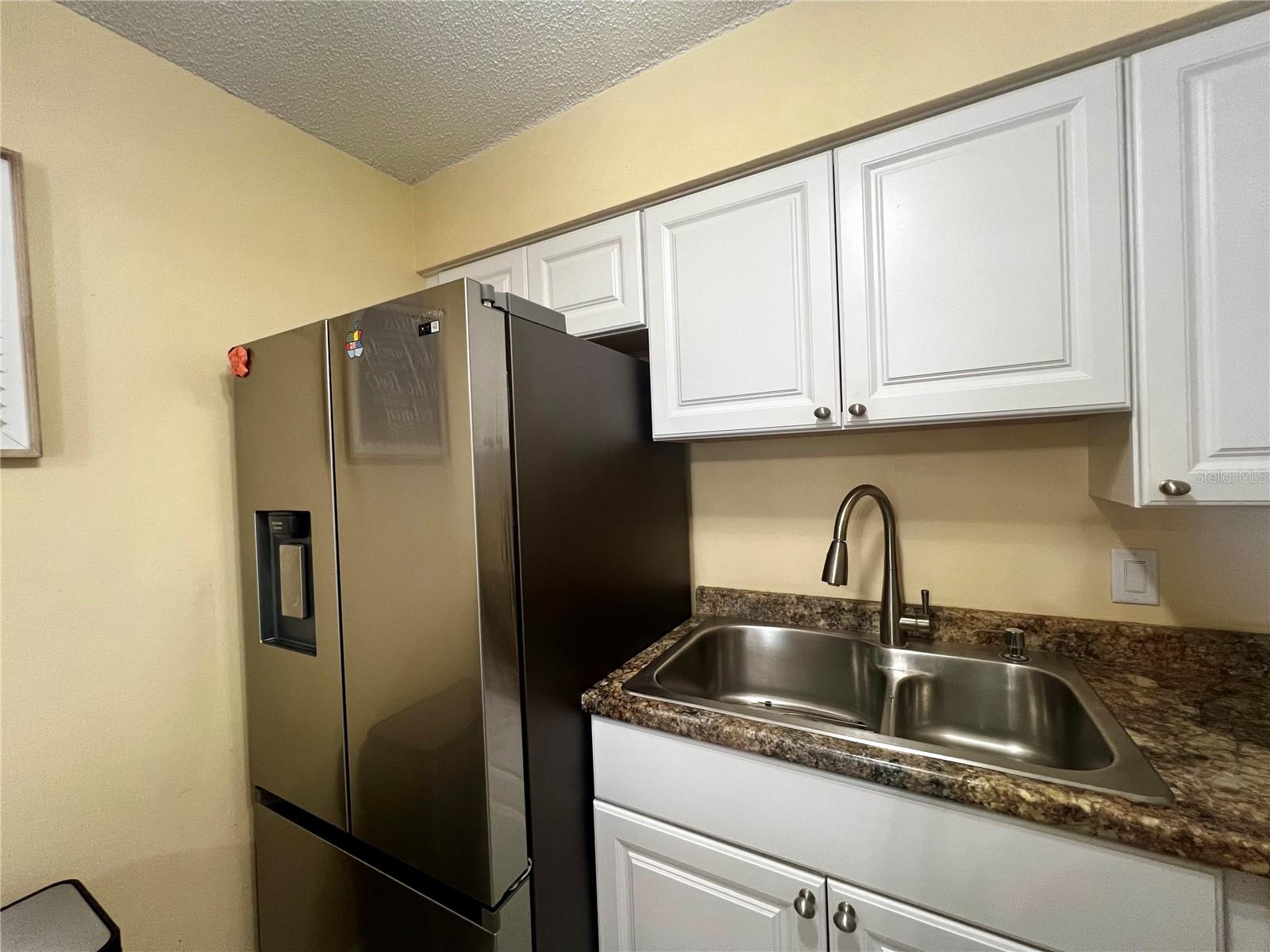 WOODSIDE VILLAGE CONDO - Residential
