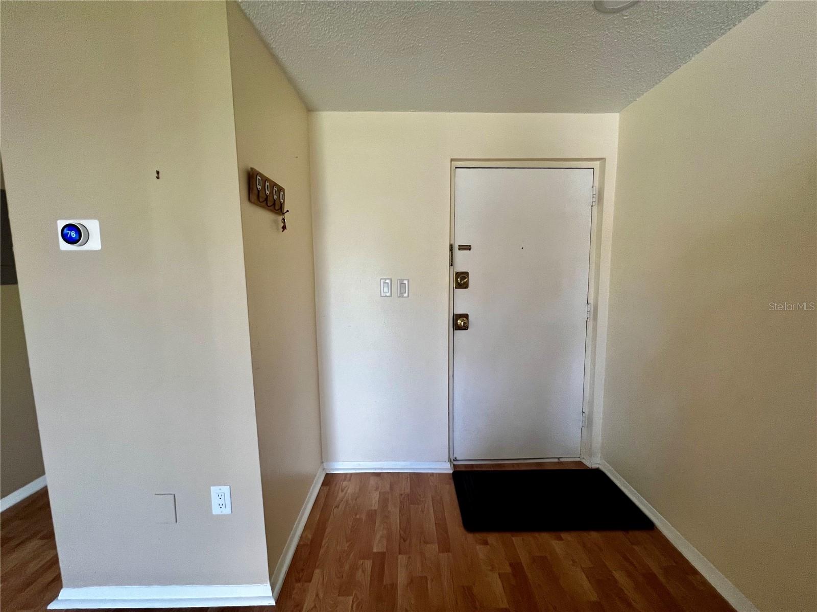 WOODSIDE VILLAGE CONDO - Residential