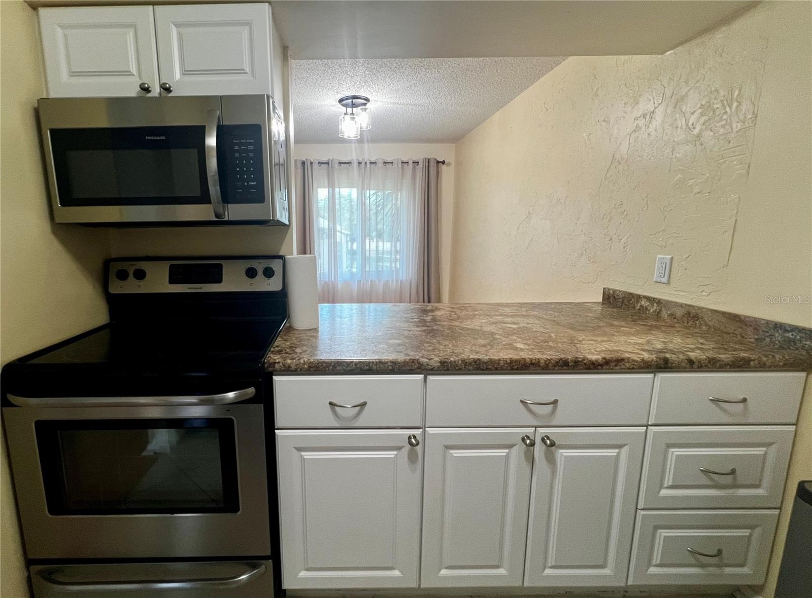 WOODSIDE VILLAGE CONDO - Residential
