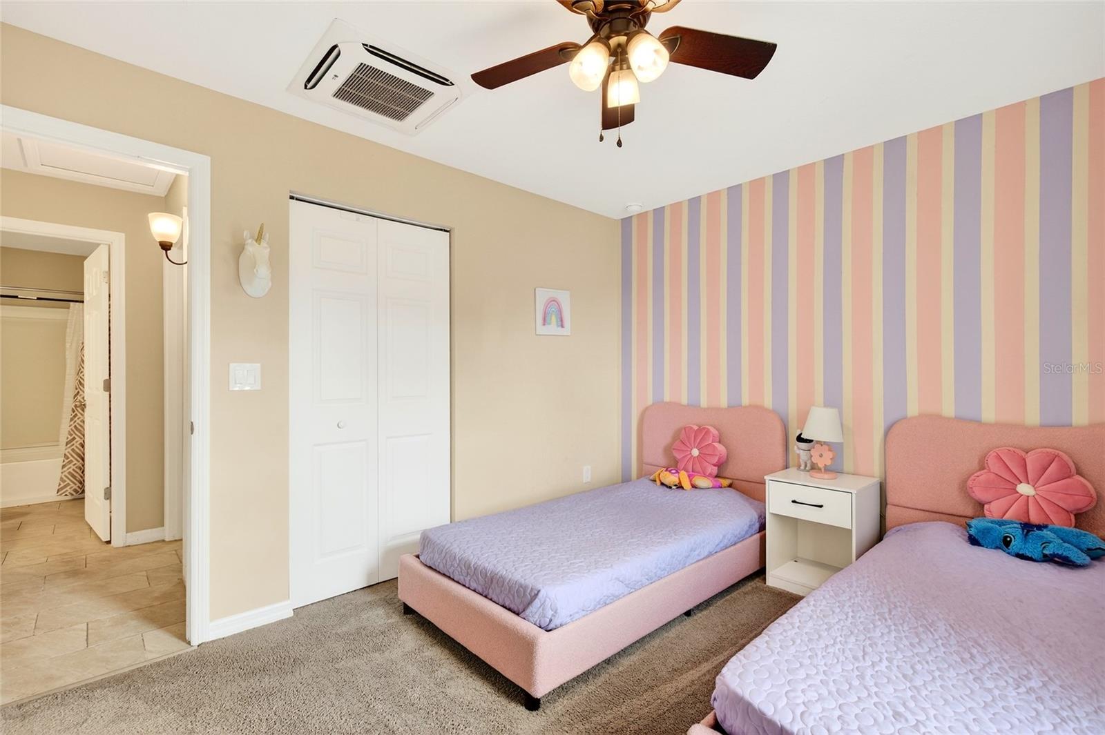 MARION OAKS UN NINE - Residential