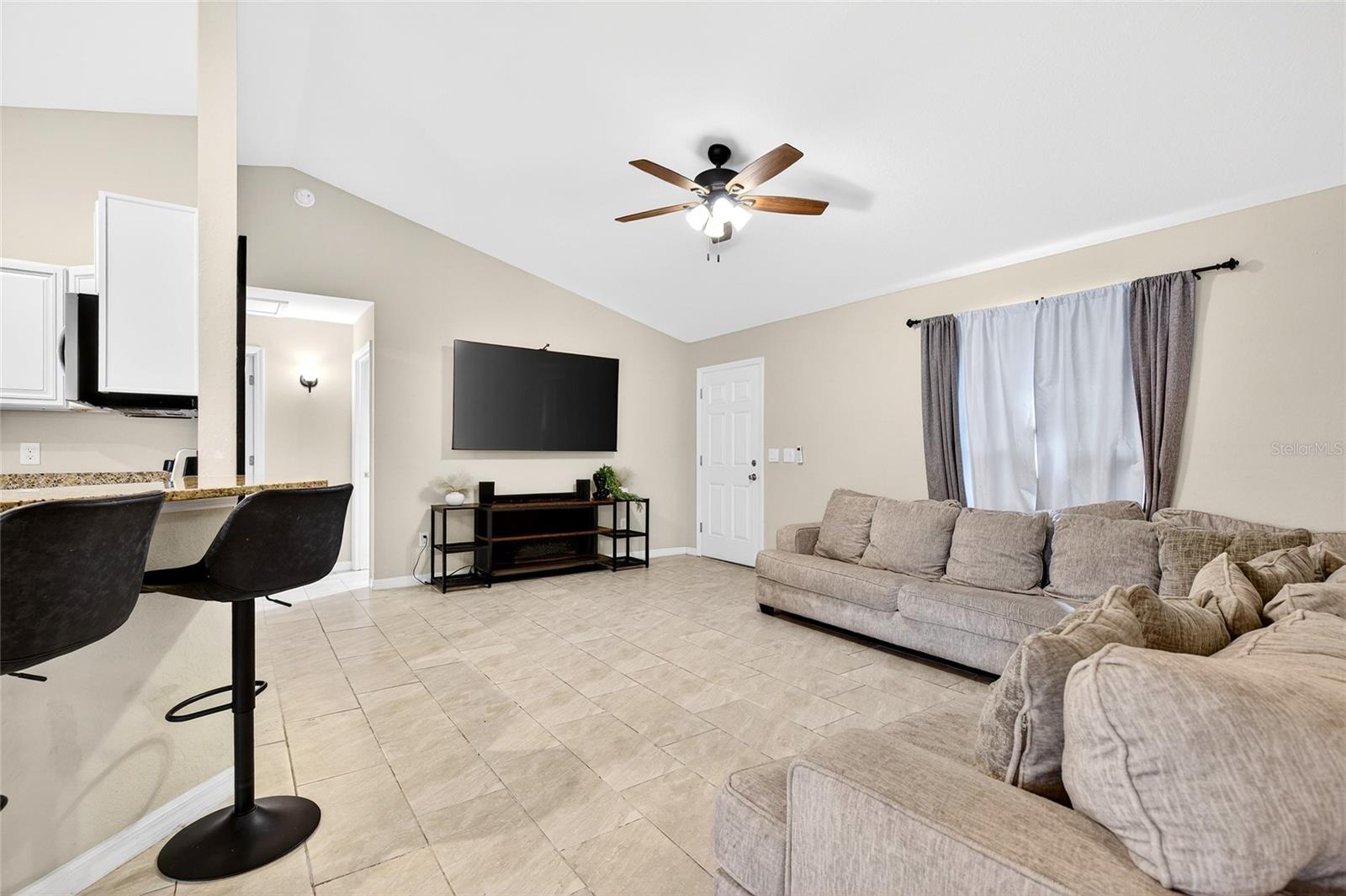 MARION OAKS UN NINE - Residential