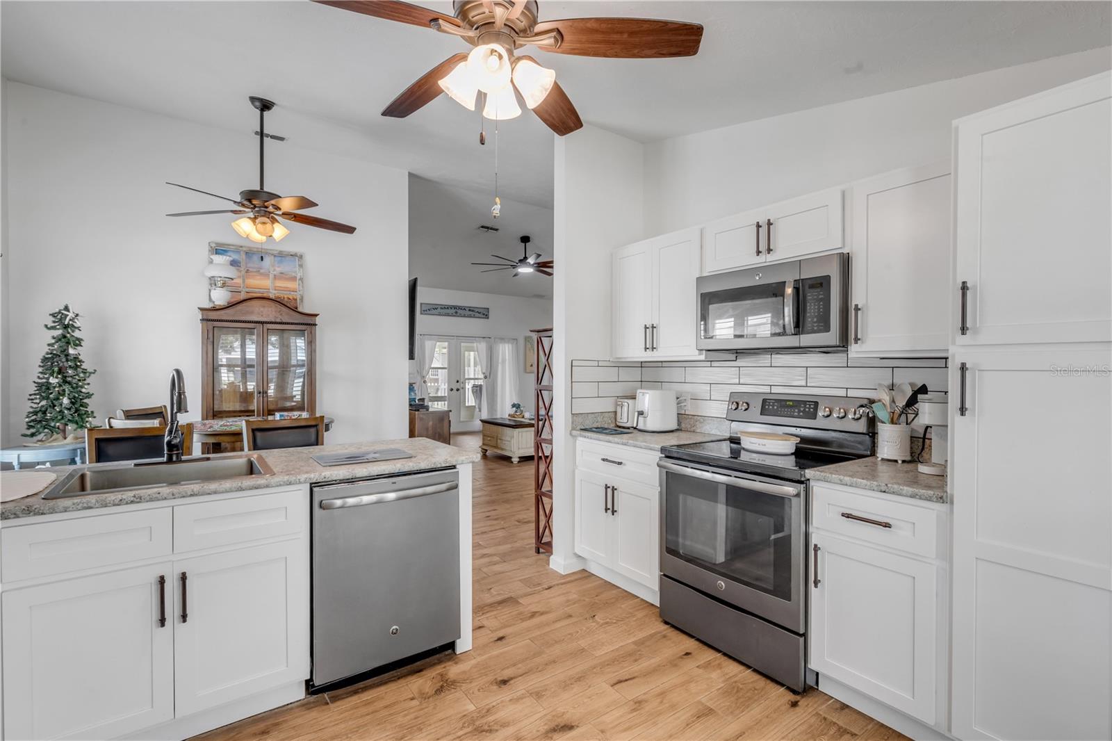 CENTURY WOODS - Residential