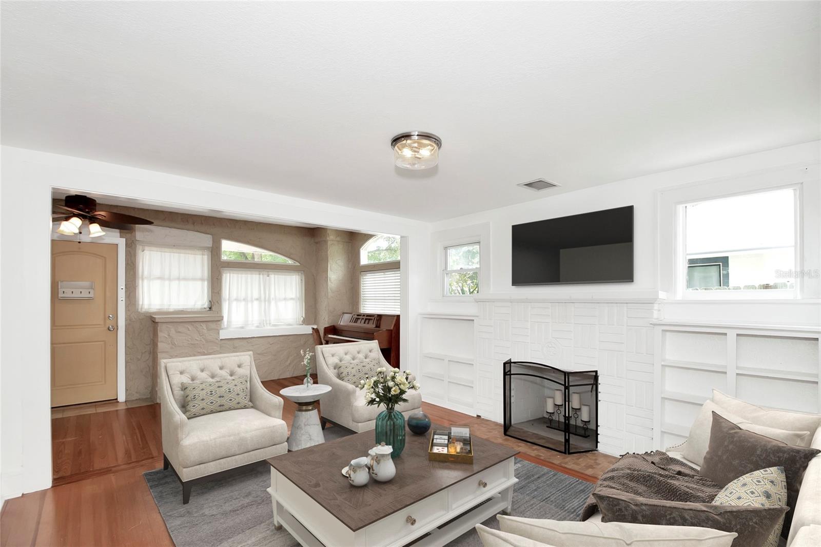 CRESENT LAKE GARDENS - Residential