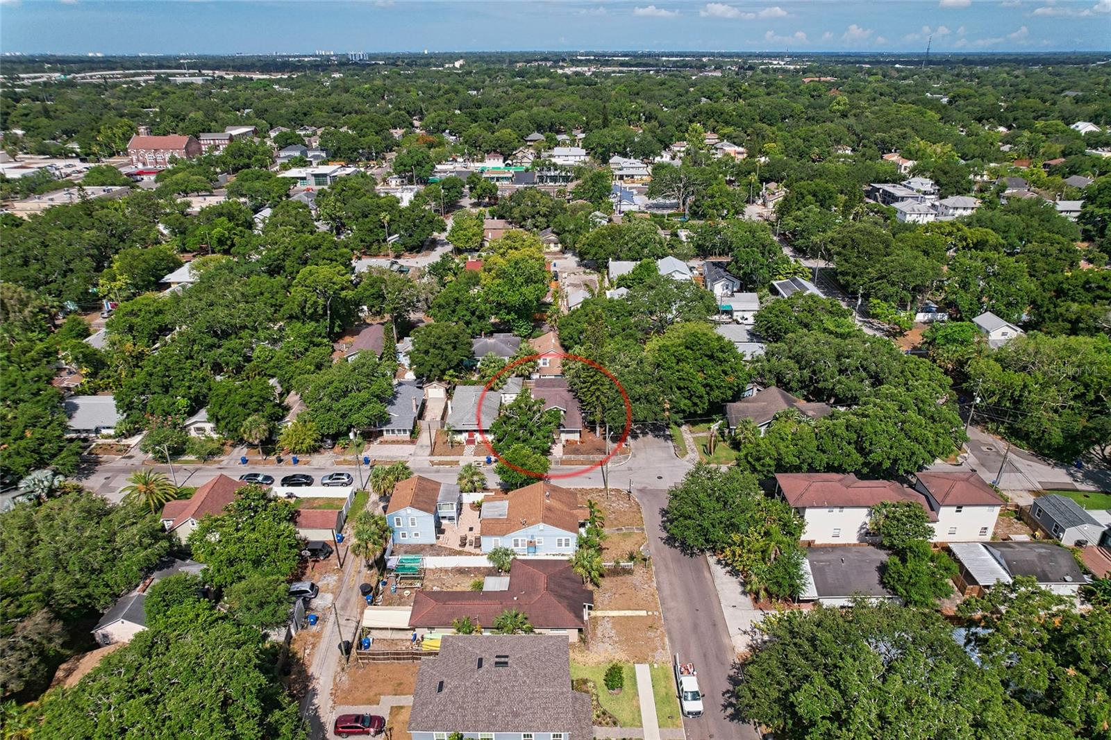 CRESENT LAKE GARDENS - Residential