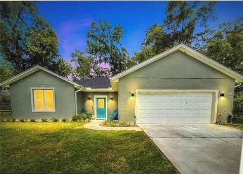 Photo of 7077 SE 22nd Avenue, Ocala, FL 34480 (MLS # OM711782)