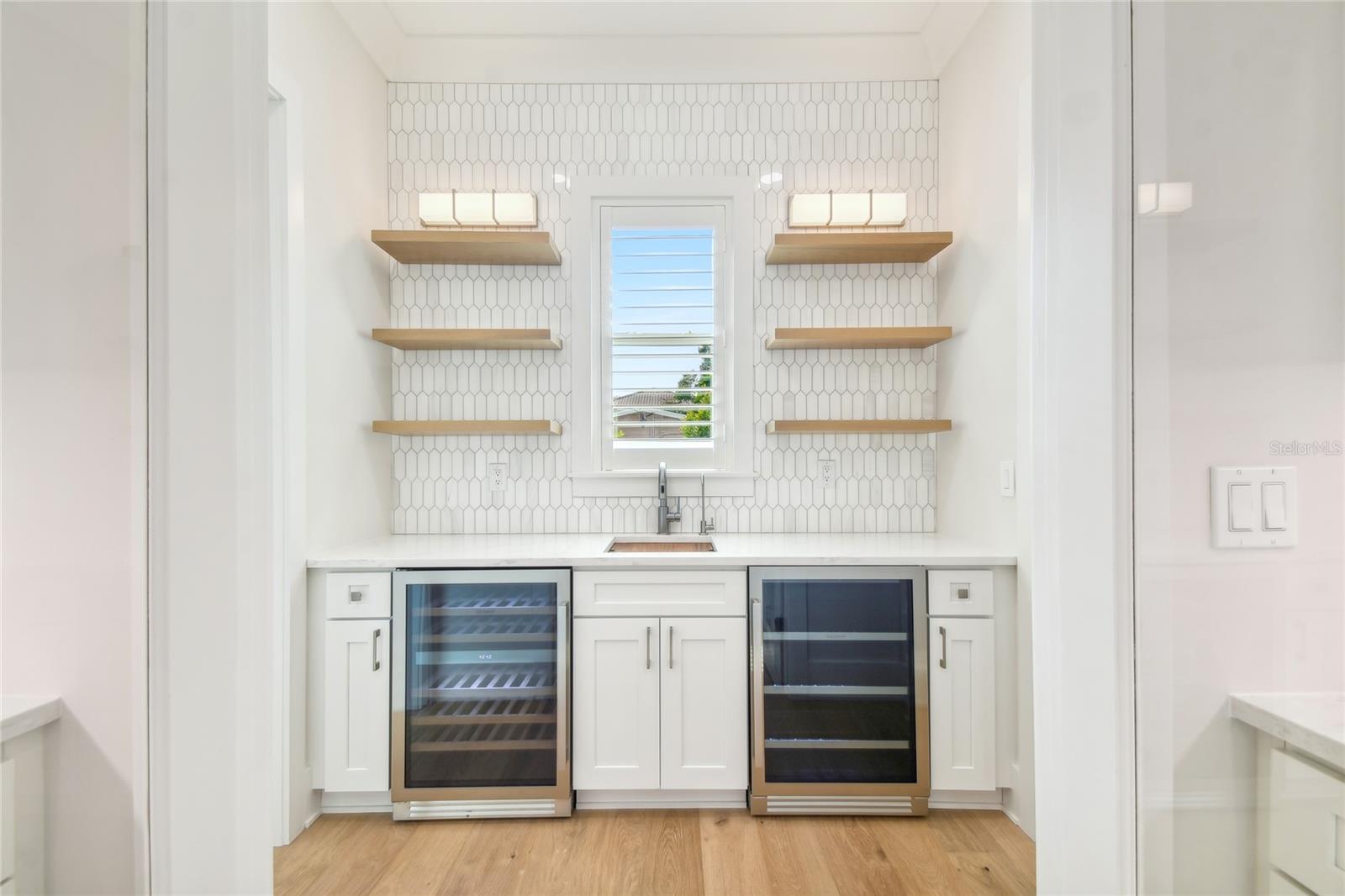 BEL MAR REV UNIT 7 - Residential