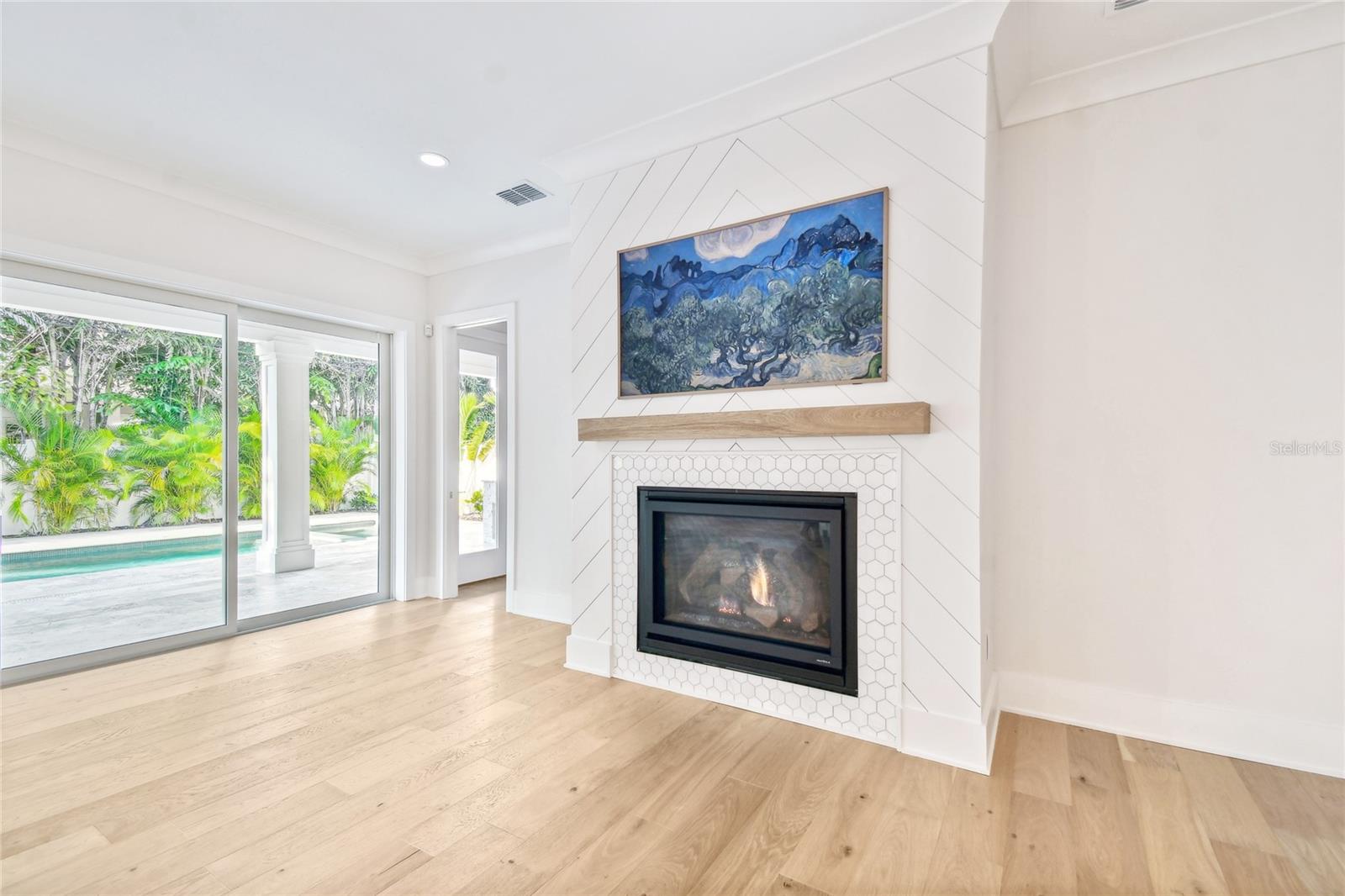 BEL MAR REV UNIT 7 - Residential