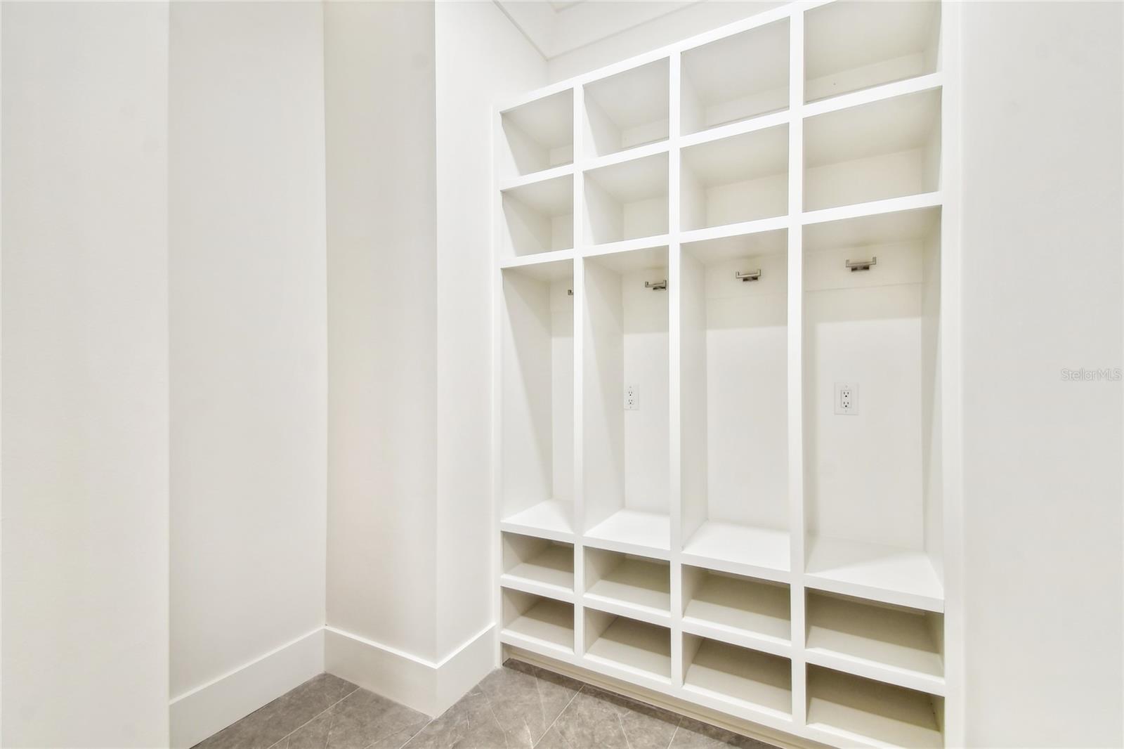 BEL MAR REV UNIT 7 - Residential