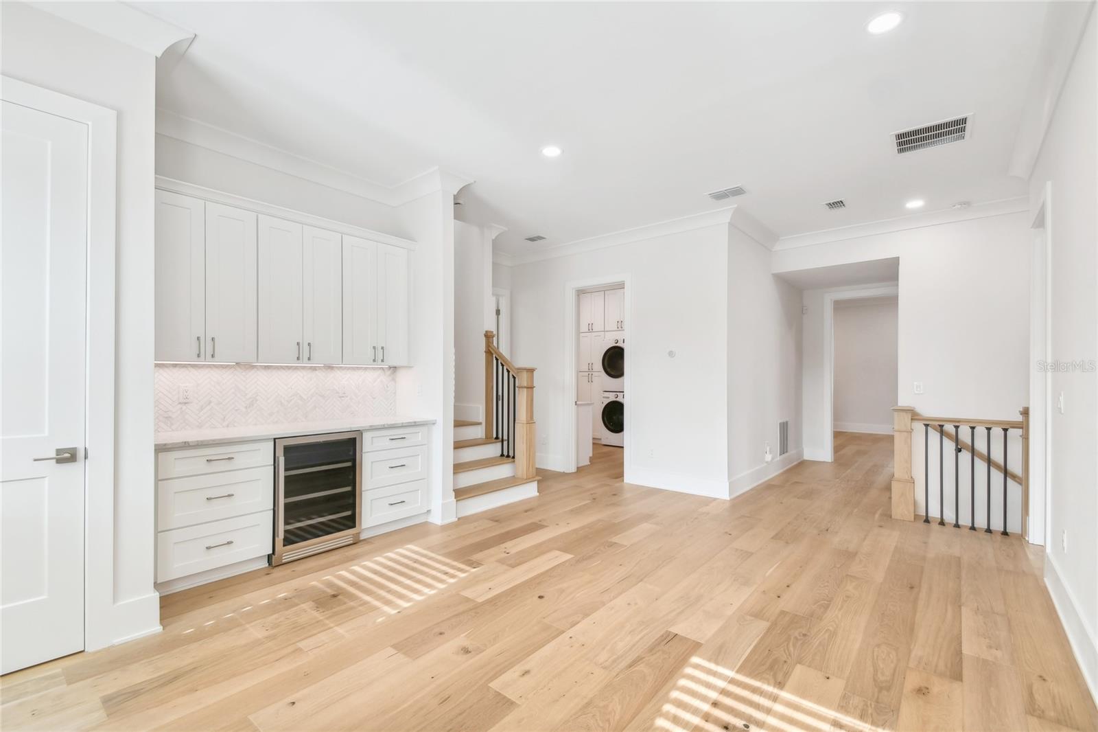 BEL MAR REV UNIT 7 - Residential