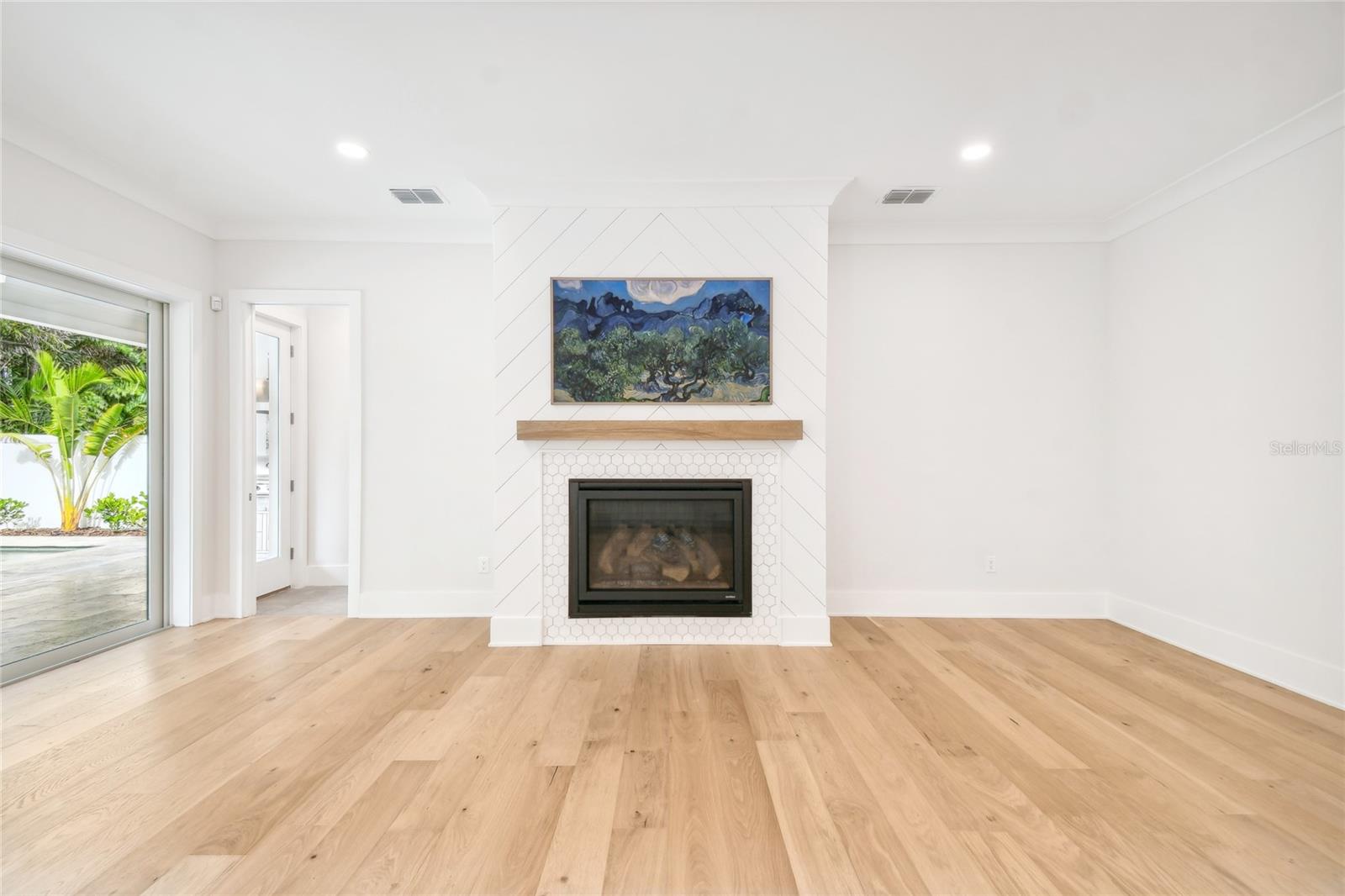 BEL MAR REV UNIT 7 - Residential