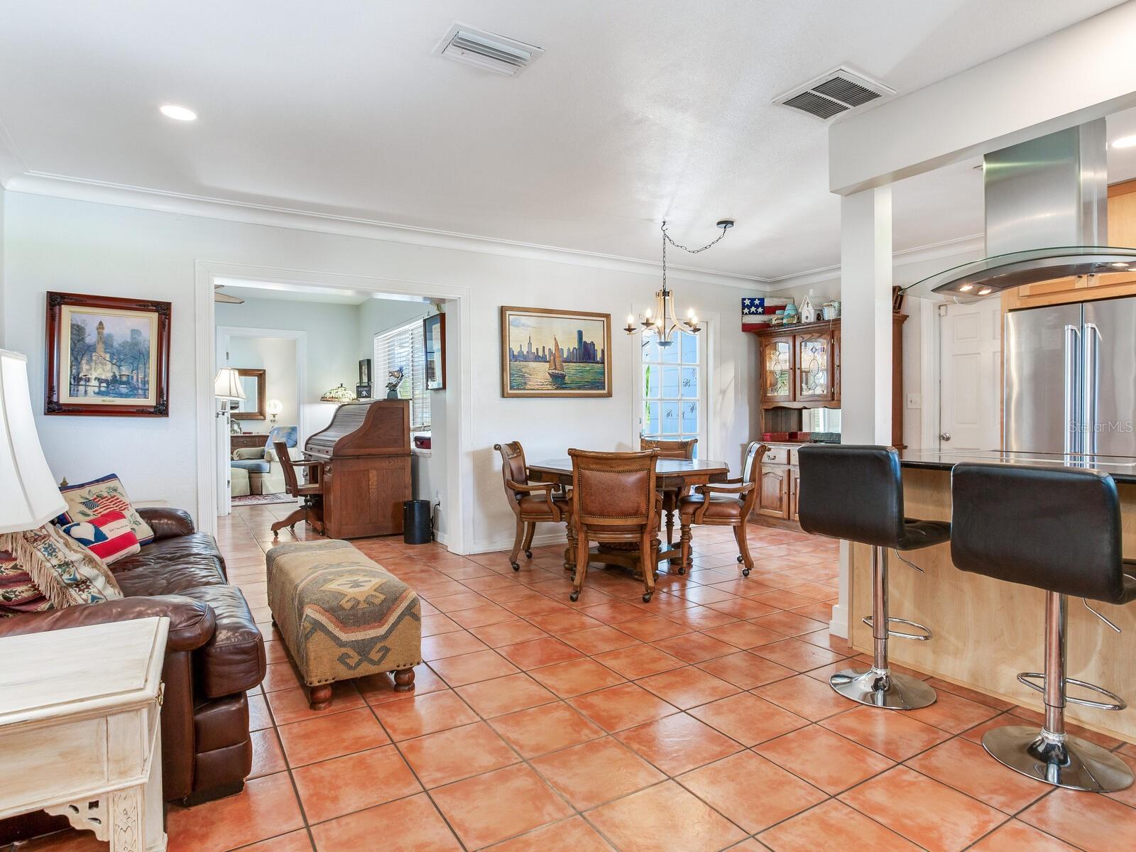 SIRMONS ESTATES - Residential