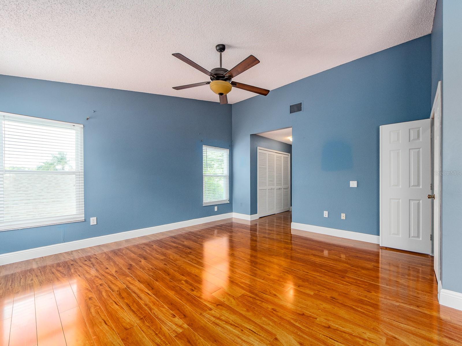 VILLAGE AT BENTLEY PARK PH II TR B-2 - Residential