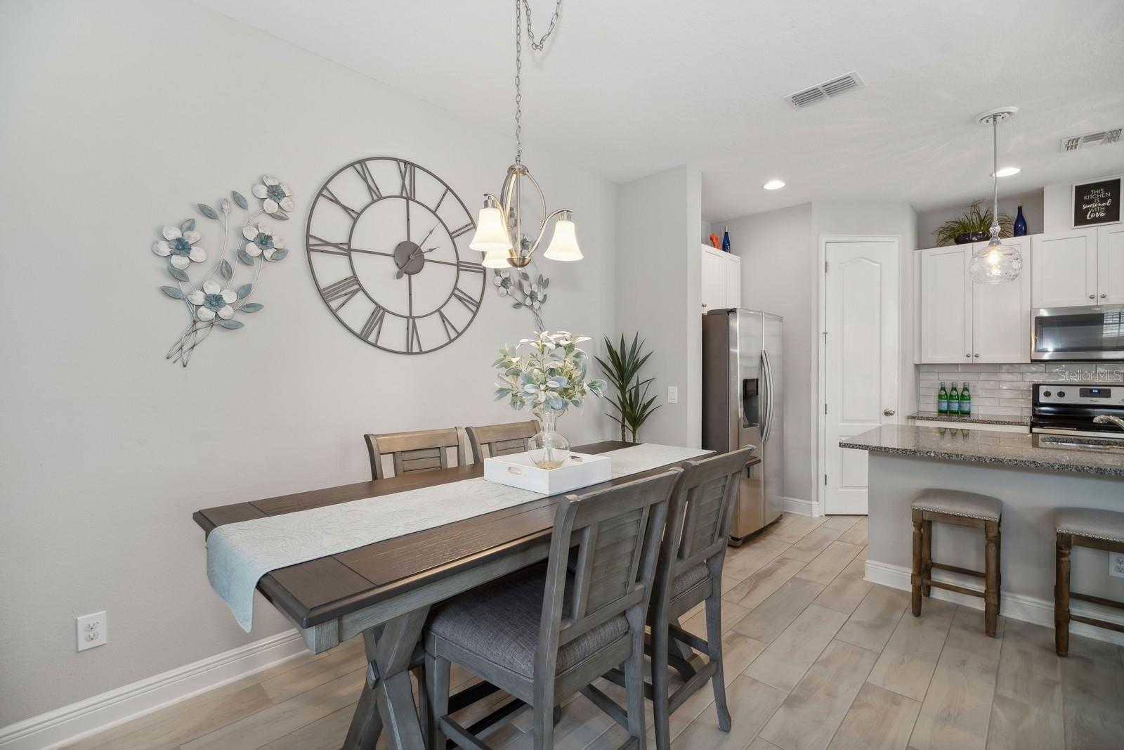 Photo 5 of 28 of 15446 HONEYBELL DRIVE townhome