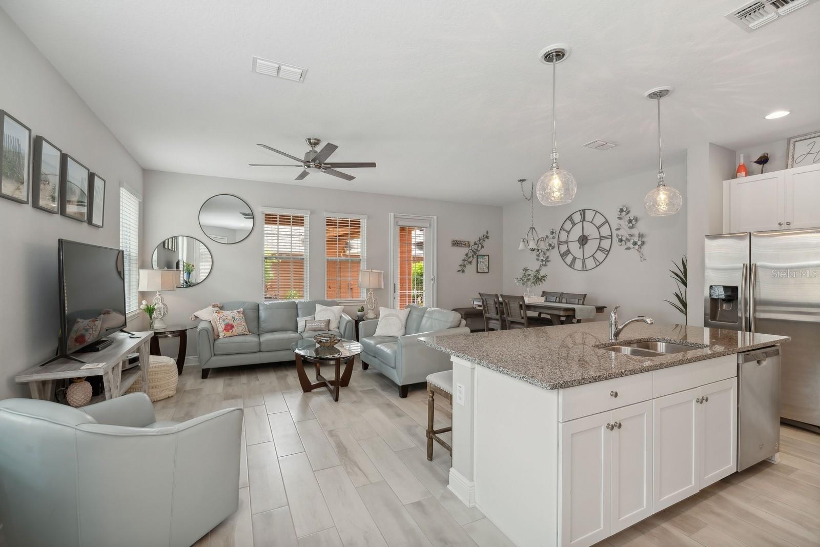 Photo 8 of 28 of 15446 HONEYBELL DRIVE townhome