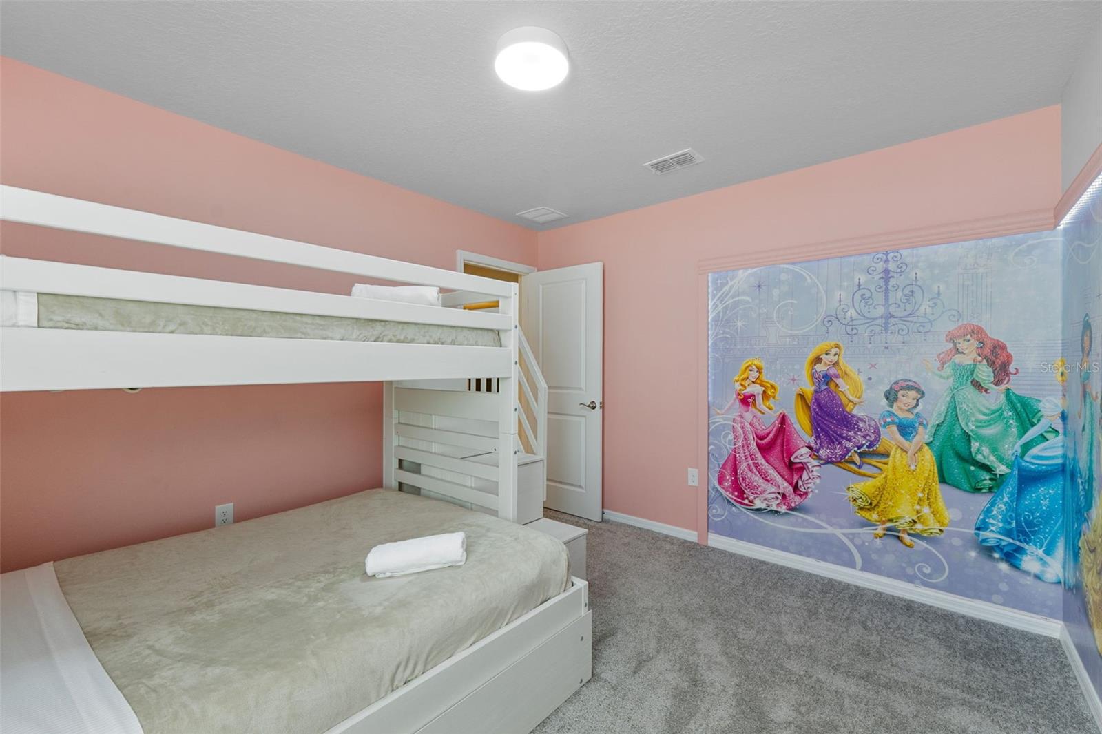 WINDSOR CAY PH 1 - Residential