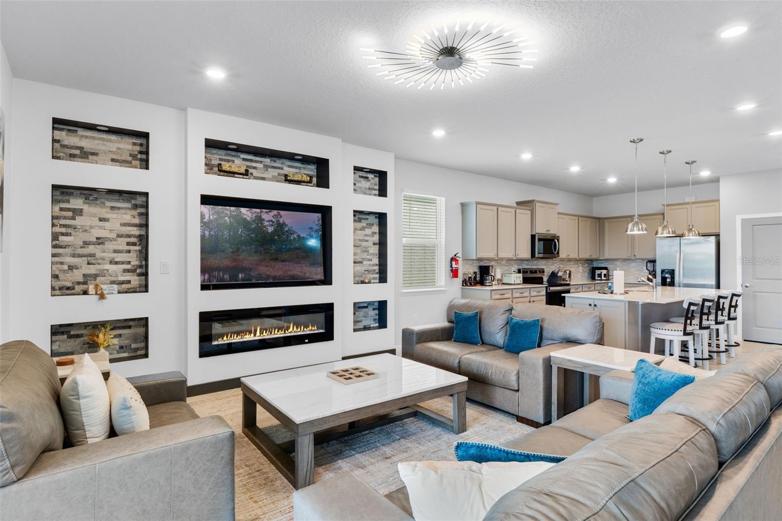 WINDSOR CAY PH 1 - Residential