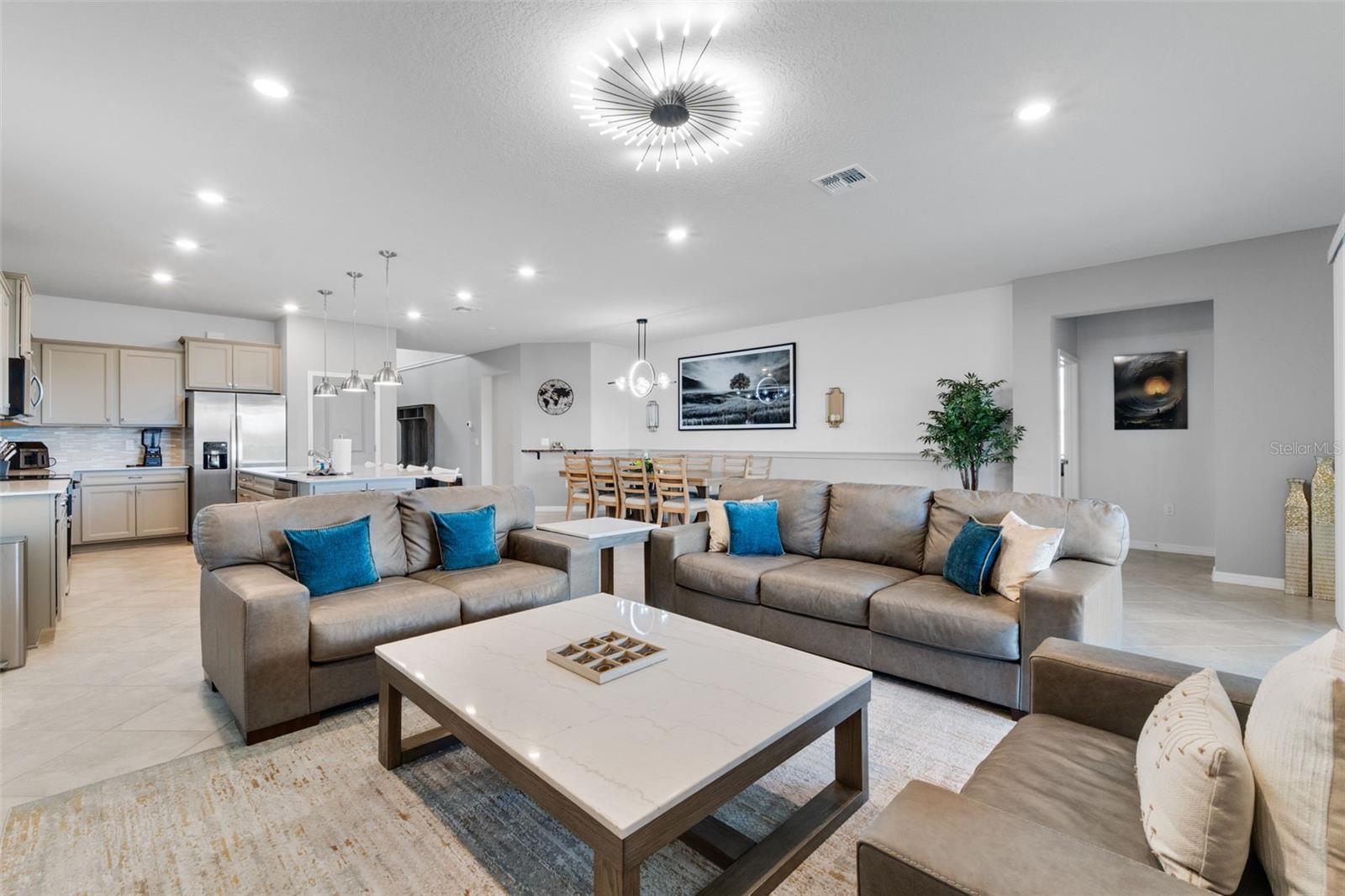 WINDSOR CAY PH 1 - Residential