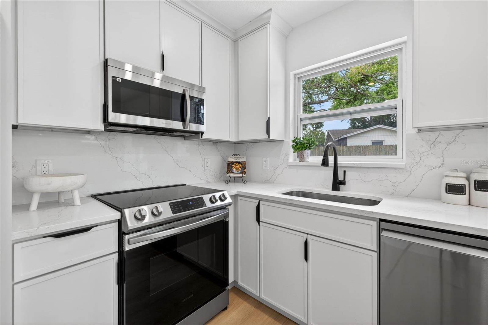 BAY PINES ESTATES - Residential