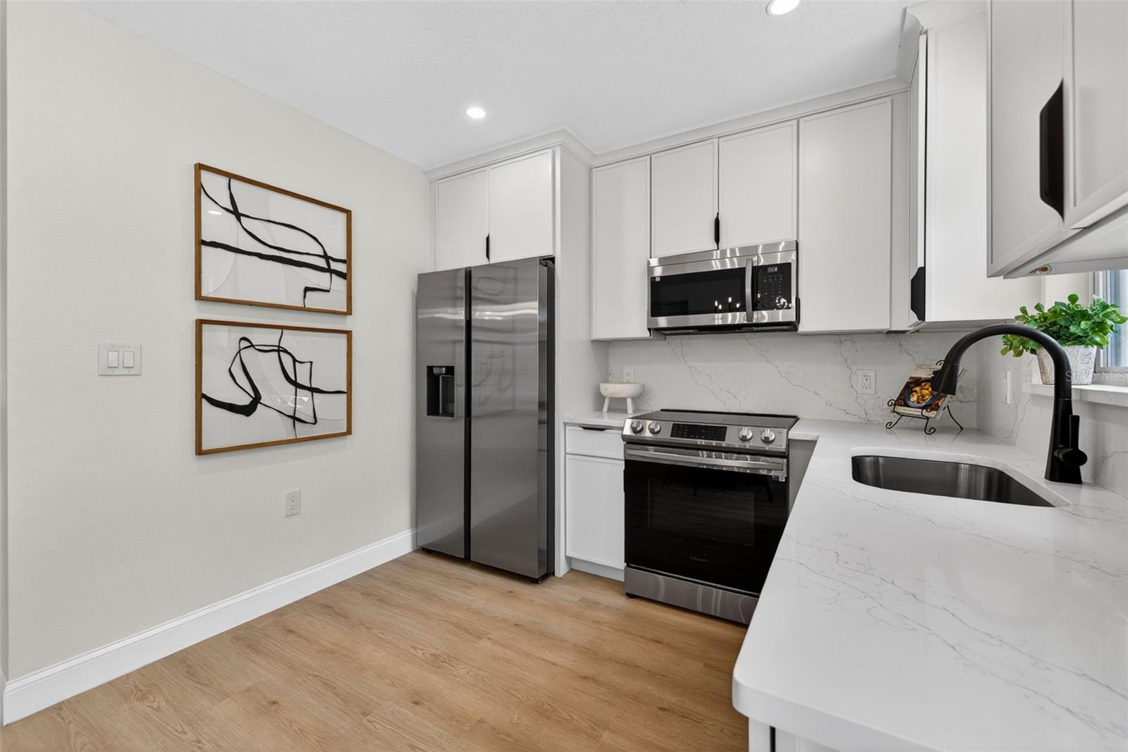 BAY PINES ESTATES - Residential