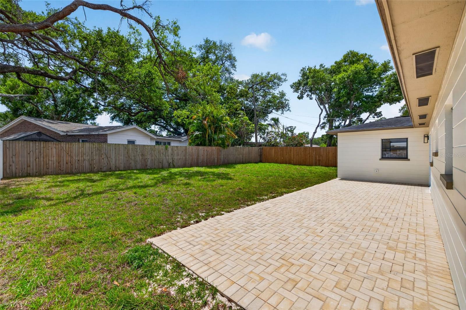 BAY PINES ESTATES - Residential