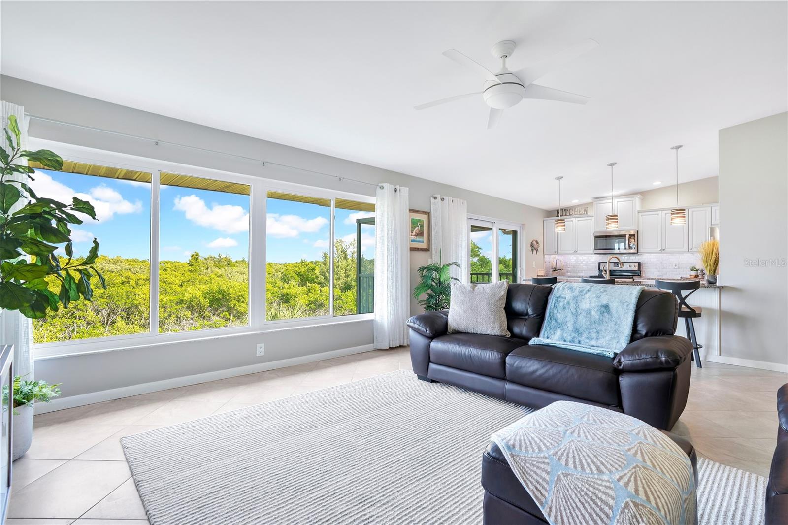 PALMA SOLA HARBOUR SEC 5 - Residential